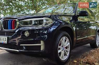 Позашляховик / Кросовер BMW X5 2015 в 
