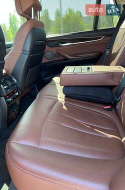 Внедорожник / Кроссовер BMW X5 2015 в 