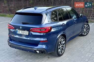 Позашляховик / Кросовер BMW X5 2019 в 