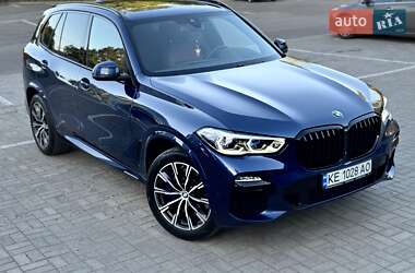 Позашляховик / Кросовер BMW X5 2019 в 