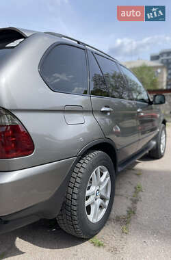 Внедорожник / Кроссовер BMW X5 2005 в 
