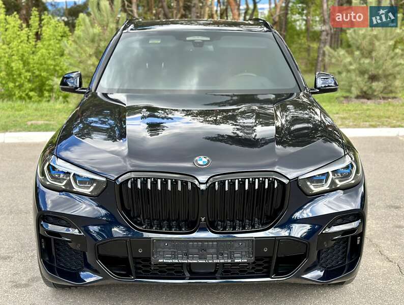 Внедорожник / Кроссовер BMW X5 2022 в Киеве