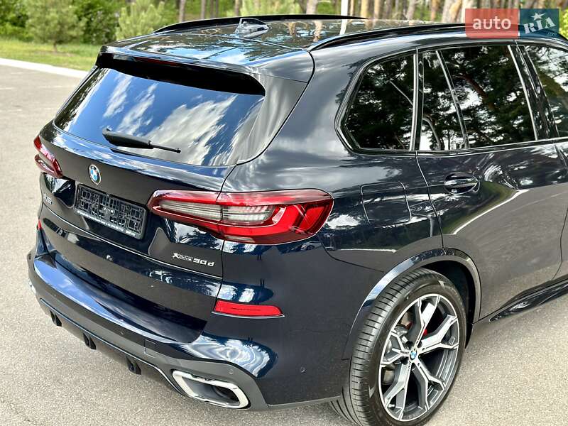 Внедорожник / Кроссовер BMW X5 2022 в Киеве