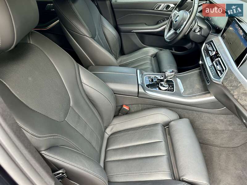 Внедорожник / Кроссовер BMW X5 2022 в Киеве