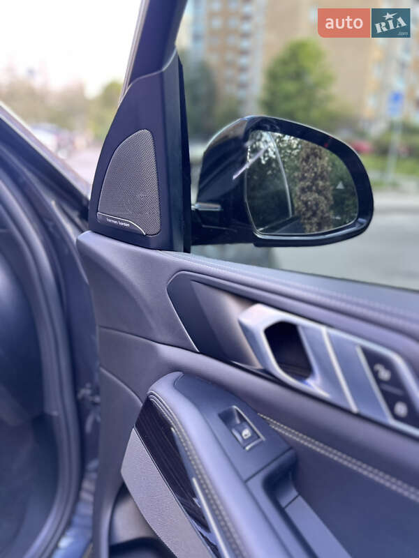 Внедорожник / Кроссовер BMW X5 2020 в Киеве