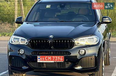 Позашляховик / Кросовер BMW X5 2016 в Рівному