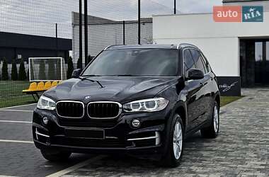 Позашляховик / Кросовер BMW X5 2015 в 