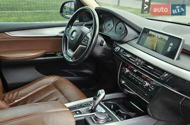 Позашляховик / Кросовер BMW X5 2015 в 