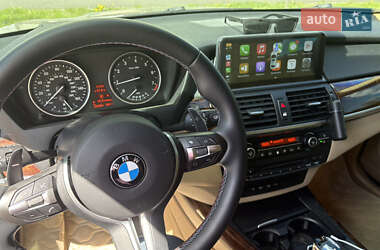 Позашляховик / Кросовер BMW X5 2013 в 
