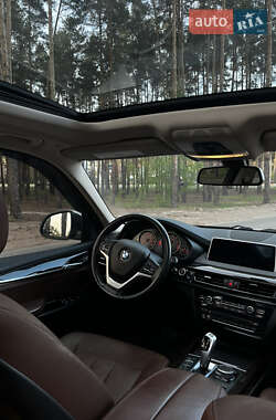 Позашляховик / Кросовер BMW X5 2015 в 