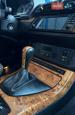 Внедорожник / Кроссовер BMW X5 2004 в 