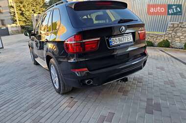 Позашляховик / Кросовер BMW X5 2012 в 