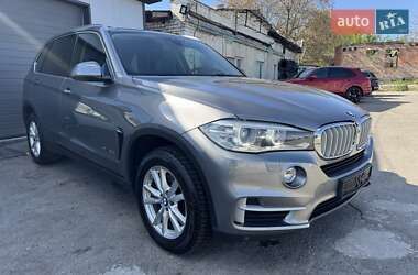 Позашляховик / Кросовер BMW X5 2015 в 