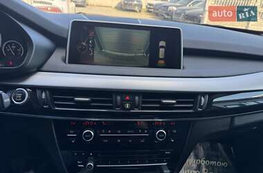 Позашляховик / Кросовер BMW X5 2015 в 