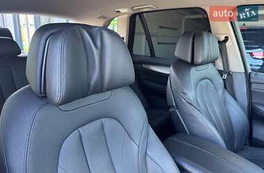 Позашляховик / Кросовер BMW X5 2015 в 