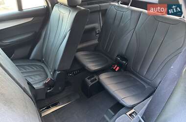Позашляховик / Кросовер BMW X5 2015 в 