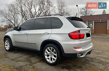 Позашляховик / Кросовер BMW X5 2011 в 