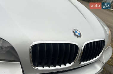 Позашляховик / Кросовер BMW X5 2011 в 