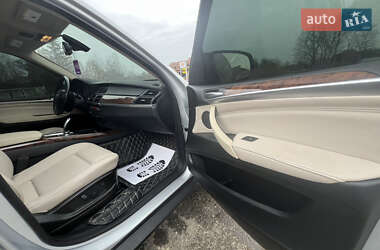 Позашляховик / Кросовер BMW X5 2011 в 