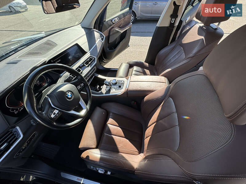 Внедорожник / Кроссовер BMW X5 2021 в Киеве