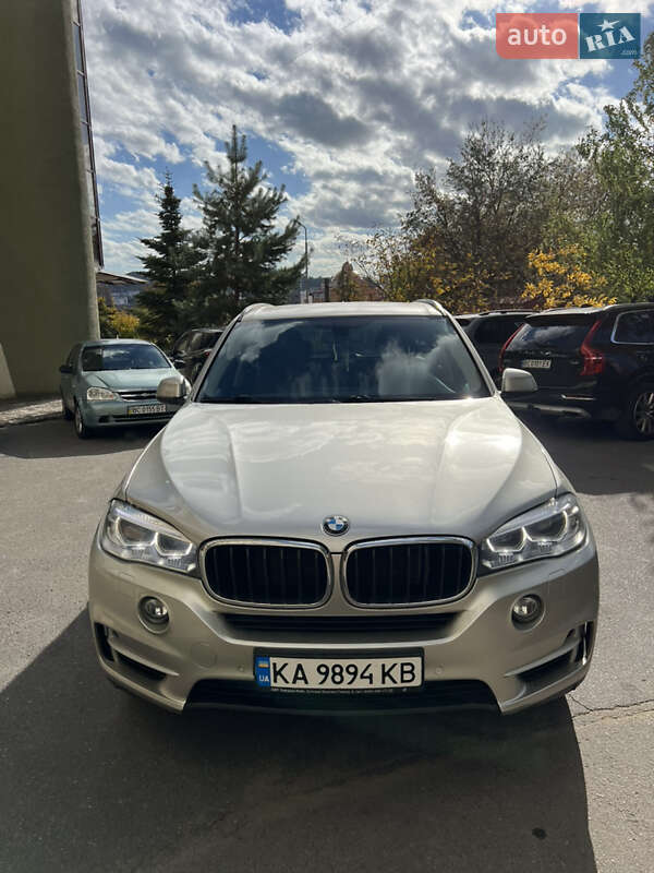 Внедорожник / Кроссовер BMW X5 2016 в 