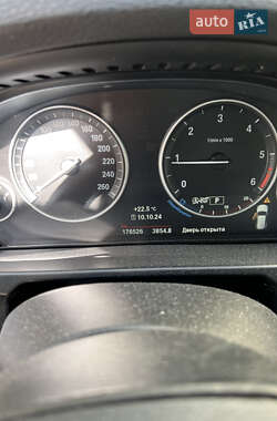 Внедорожник / Кроссовер BMW X5 2016 в 