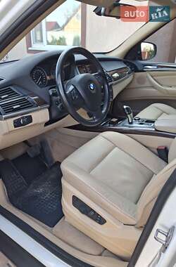 Позашляховик / Кросовер BMW X5 2012 в 