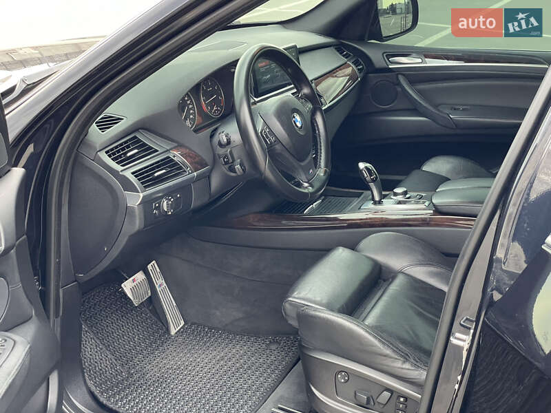 Позашляховик / Кросовер BMW X5 2009 в Києві