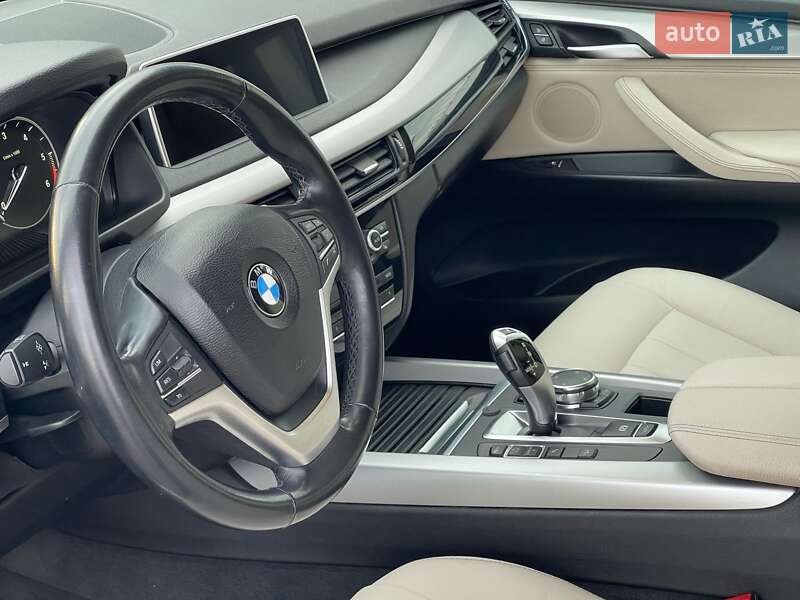 Позашляховик / Кросовер BMW X5 2015 в Ужгороді