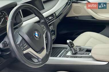 Внедорожник / Кроссовер BMW X5 2015 в 