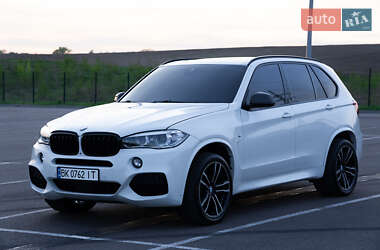 Внедорожник / Кроссовер BMW X5 2016 в Ровно