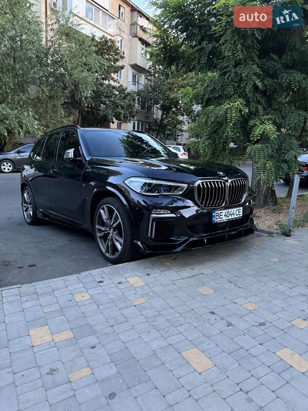 Внедорожник / Кроссовер BMW X5 2018 в 