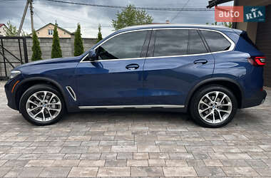 Позашляховик / Кросовер BMW X5 2022 в 
