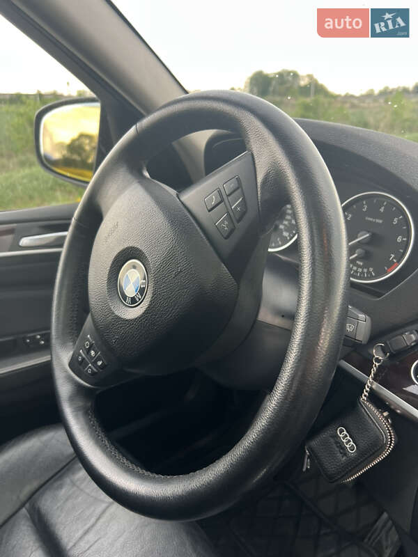Позашляховик / Кросовер BMW X5 2009 в Вінниці