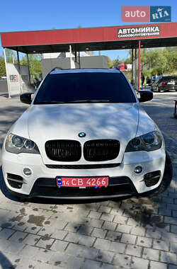 Внедорожник / Кроссовер BMW X5 2011 в 