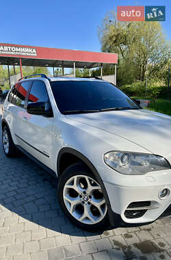 Внедорожник / Кроссовер BMW X5 2011 в 