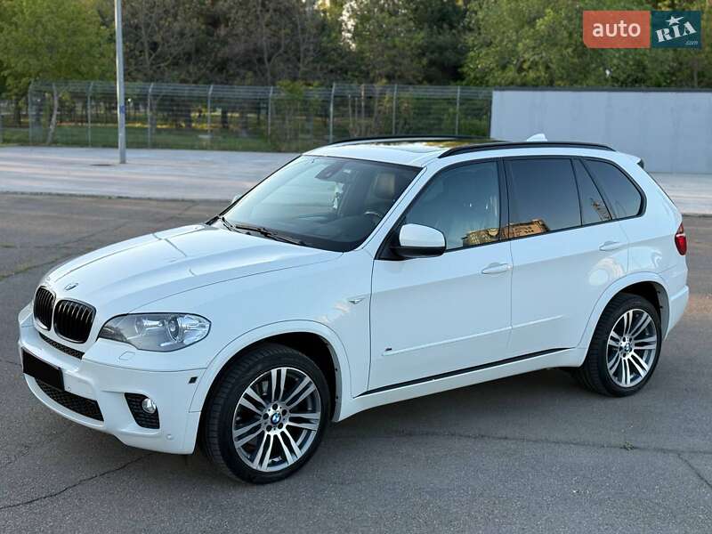 Позашляховик / Кросовер BMW X5 2011 в Миколаєві