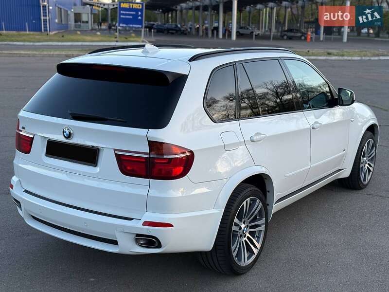 Позашляховик / Кросовер BMW X5 2011 в Миколаєві
