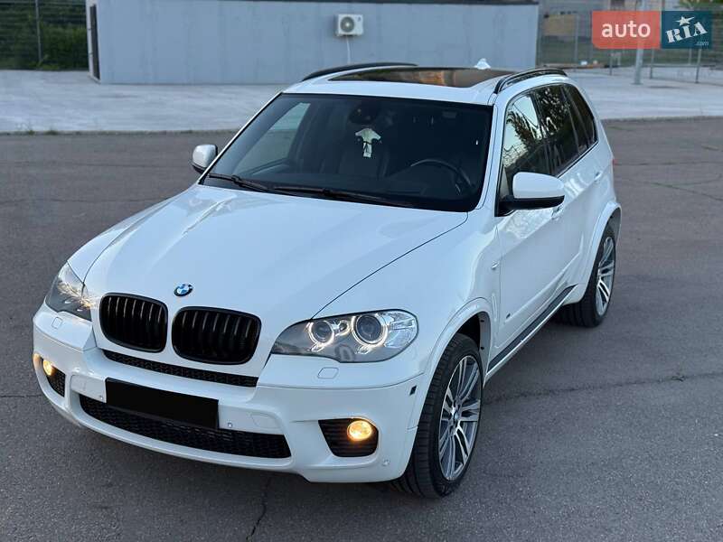 Позашляховик / Кросовер BMW X5 2011 в Миколаєві