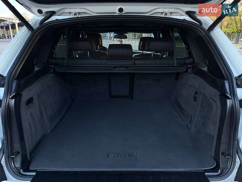 Позашляховик / Кросовер BMW X5 2011 в Миколаєві