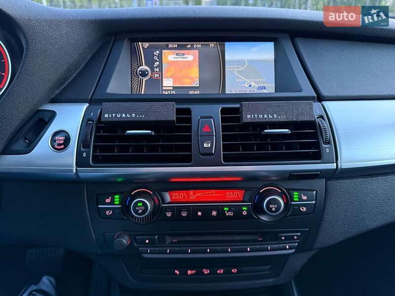Позашляховик / Кросовер BMW X5 2011 в Миколаєві