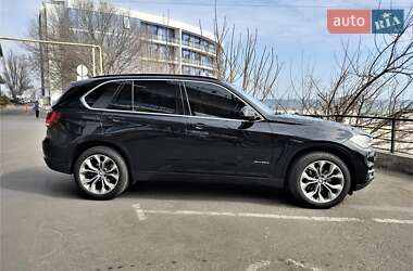 Позашляховик / Кросовер BMW X5 2015 в 