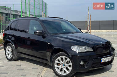 Позашляховик / Кросовер BMW X5 2011 в 