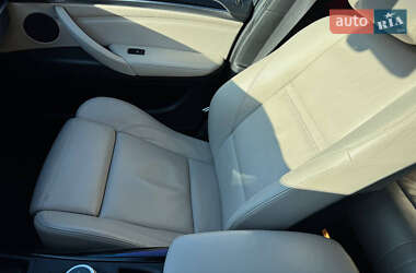 Позашляховик / Кросовер BMW X5 2011 в 