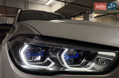Позашляховик / Кросовер BMW X5 2021 в 