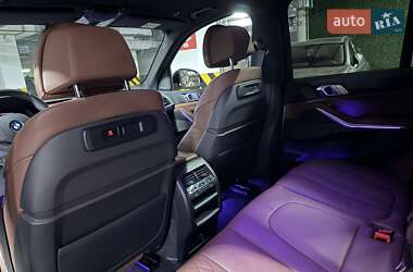 Позашляховик / Кросовер BMW X5 2021 в 