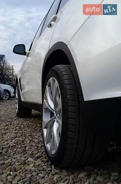Позашляховик / Кросовер BMW X5 2015 в 