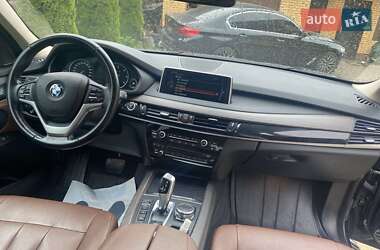Внедорожник / Кроссовер BMW X5 2015 в 