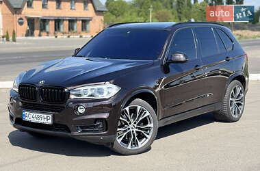Позашляховик / Кросовер BMW X5 2014 в Луцьку
