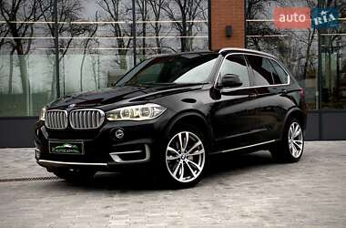 Позашляховик / Кросовер BMW X5 2014 в 